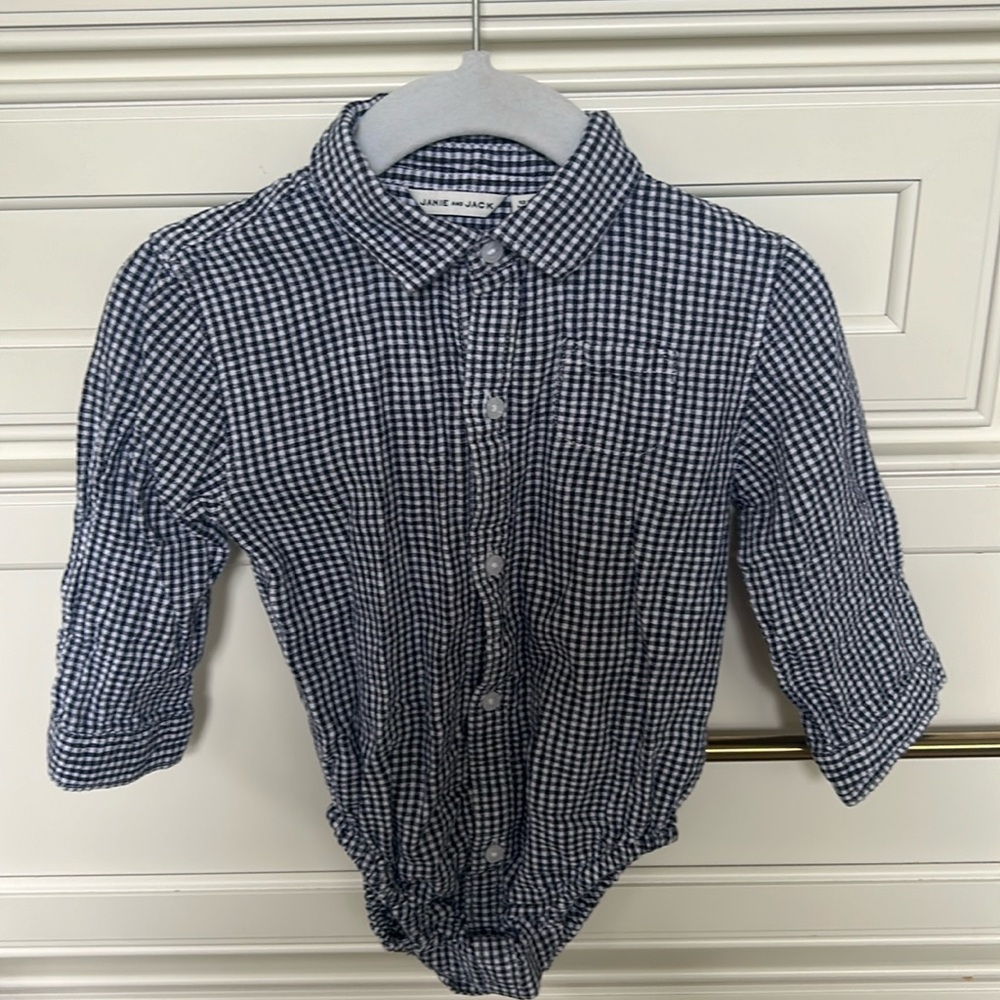 Janie and Jack, navy blue gingham button down polo, onesie boys. 12-18 months